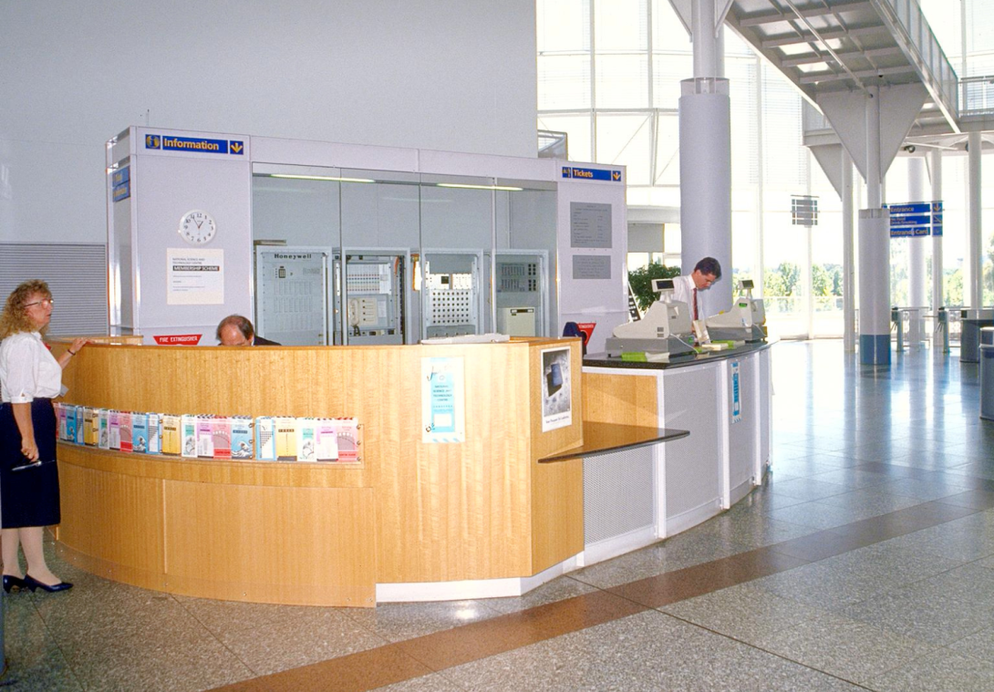 Image of the first information desk at Questacon